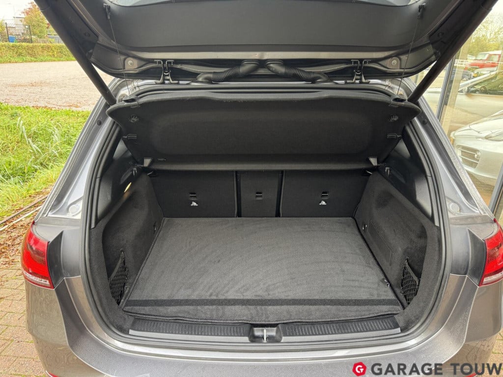 Mercedes-Benz B-Klasse 180 premium plus amg