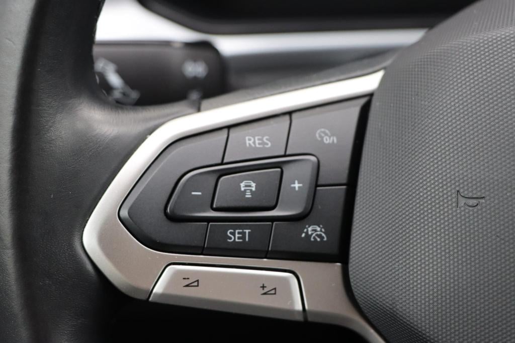 Volkswagen T-roc 1.5 tsi life business 150pk dsg7 | led | stoelverwarming |