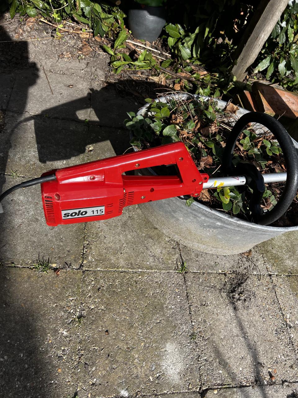 Grastrimmer, Kantenmaaier Solo 115