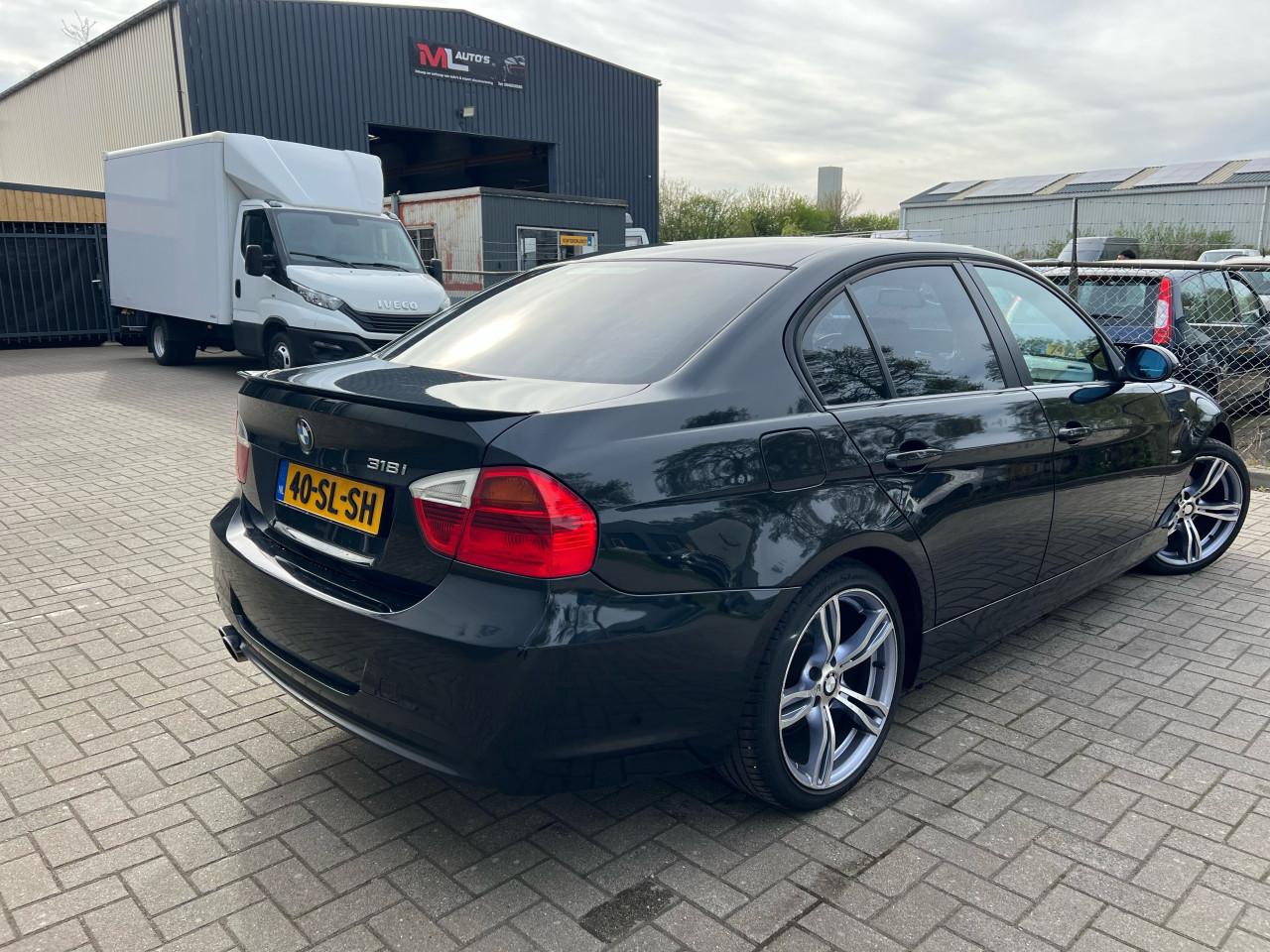 BMW 3-Serie 318i Uitlaat klep systeem/ Airco