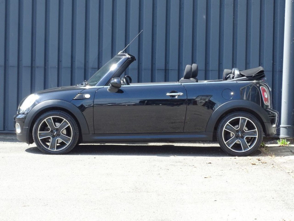 Mini Cooper Cabrio mini 1.6 pepper airco | cruise | stoelverwarming | 17"