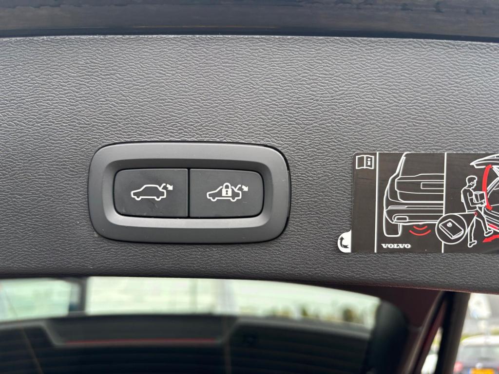 Volvo XC40 t5 twin engine 262pk geartronic inscription, elektrische trekhaa