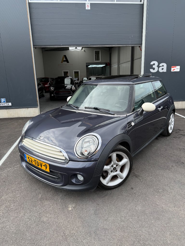 Mini One 1.6 malist - pano - nieuwe koppeling