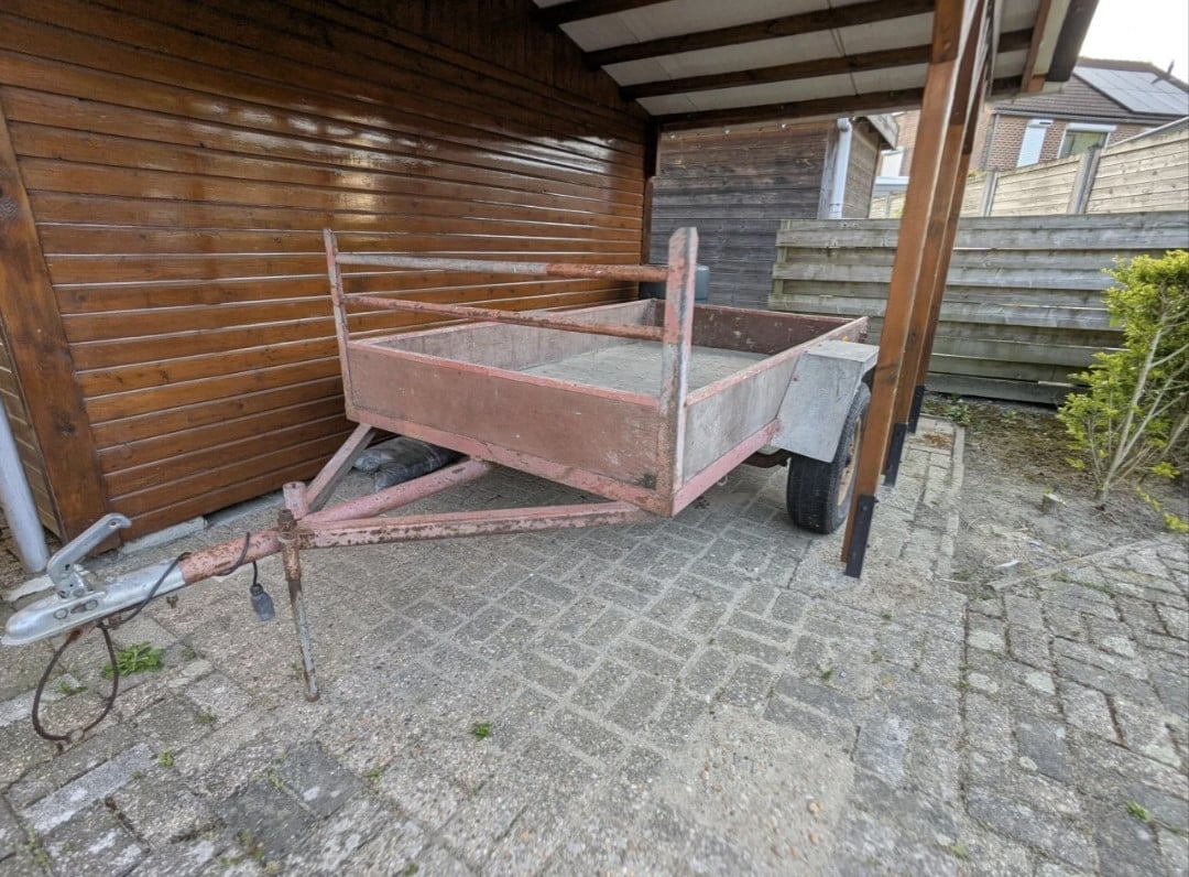 Ruime aanhangwagen | bezorgen mogelijk.