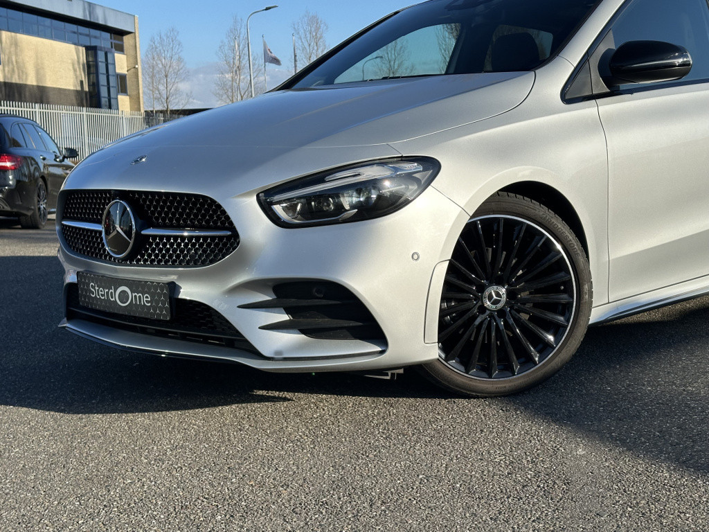 Mercedes-Benz B-Klasse 200 amg line l distronic l panoramaschuifdak l mbux 