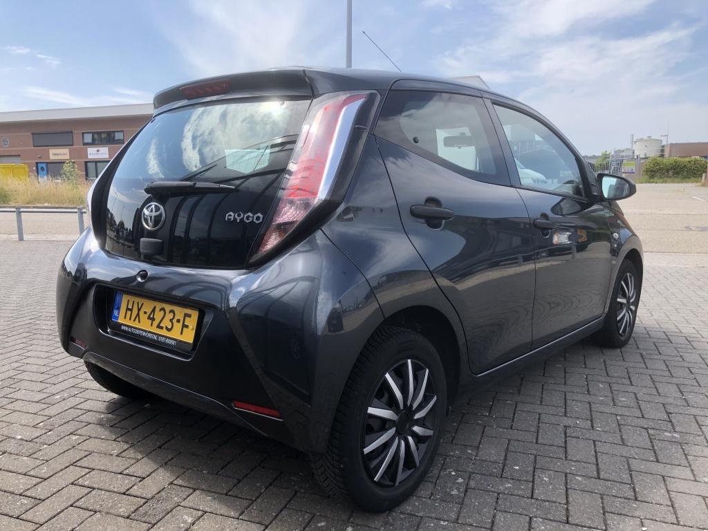 Toyota Aygo 1.0 vvt-i x-now