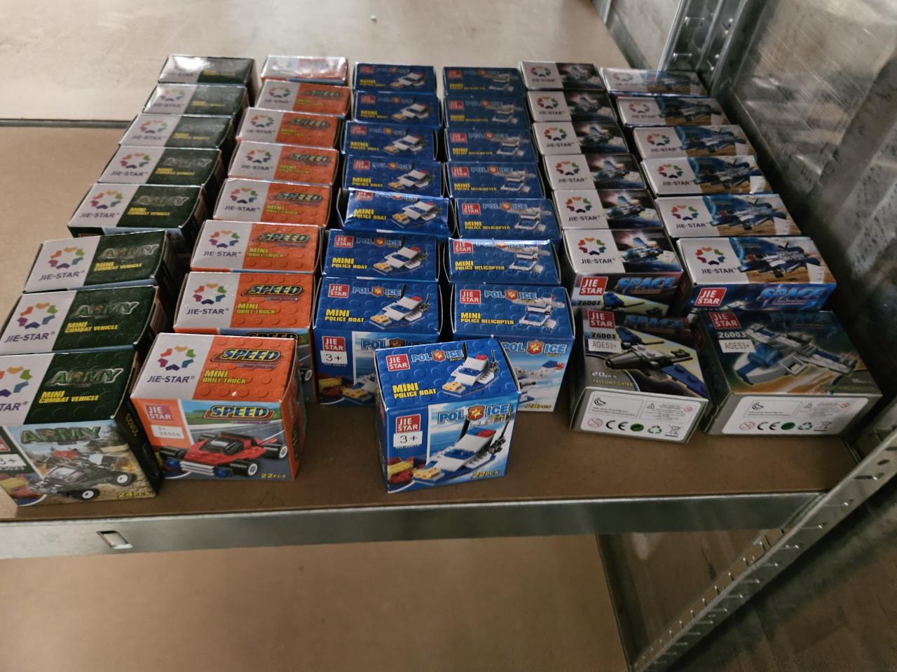 Grote partij speelgoed voor wederverkoop