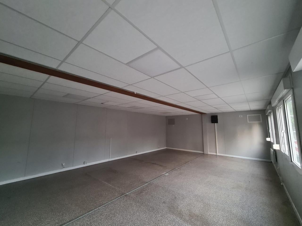Kantoorunit / woonunit / tijdelijke winkel / bouwkeet 6x9m