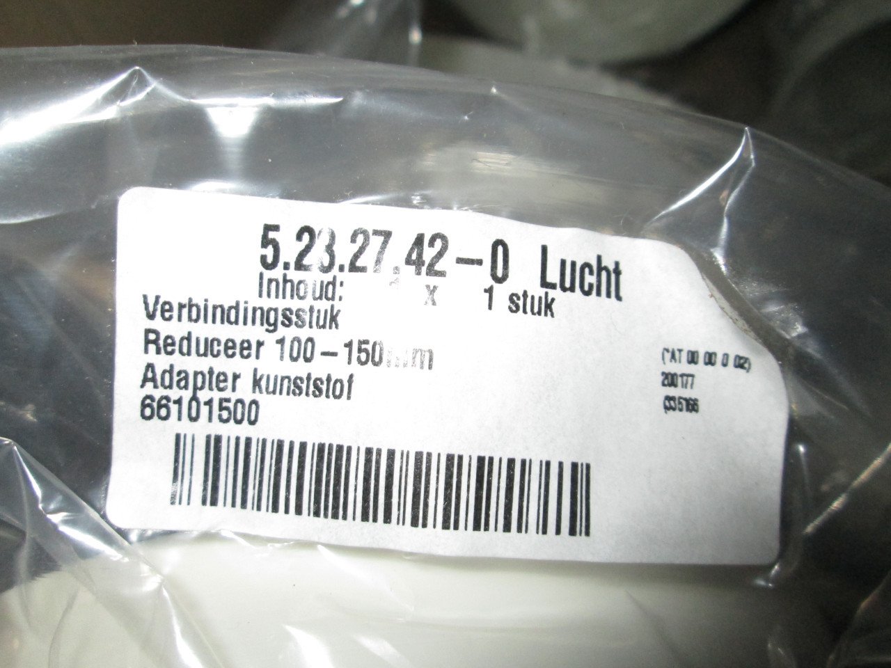 Montage materiaal voor afvoer NIEUW 4 dozen