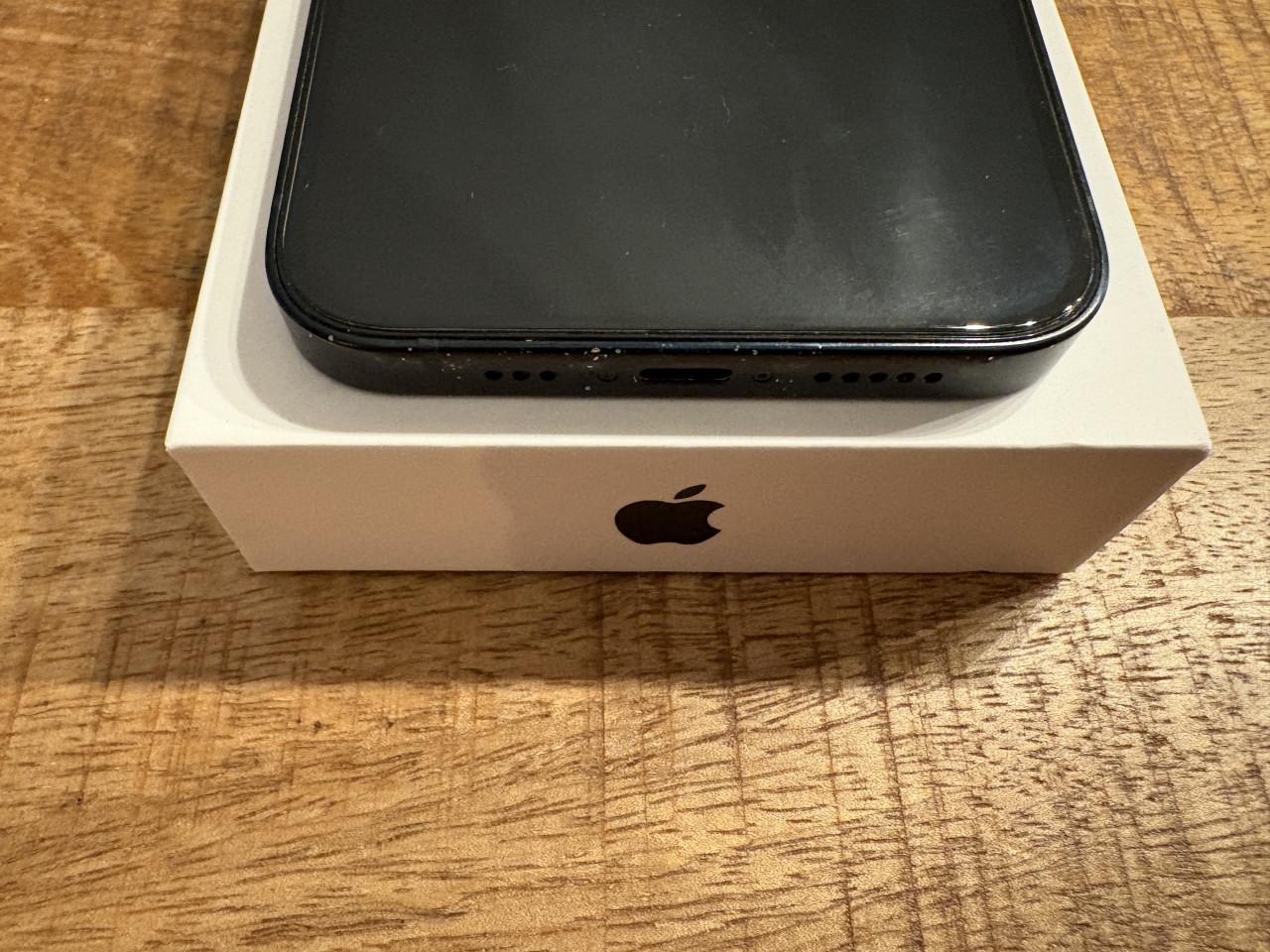 IPhone 13 256GB Midnight (A2633)