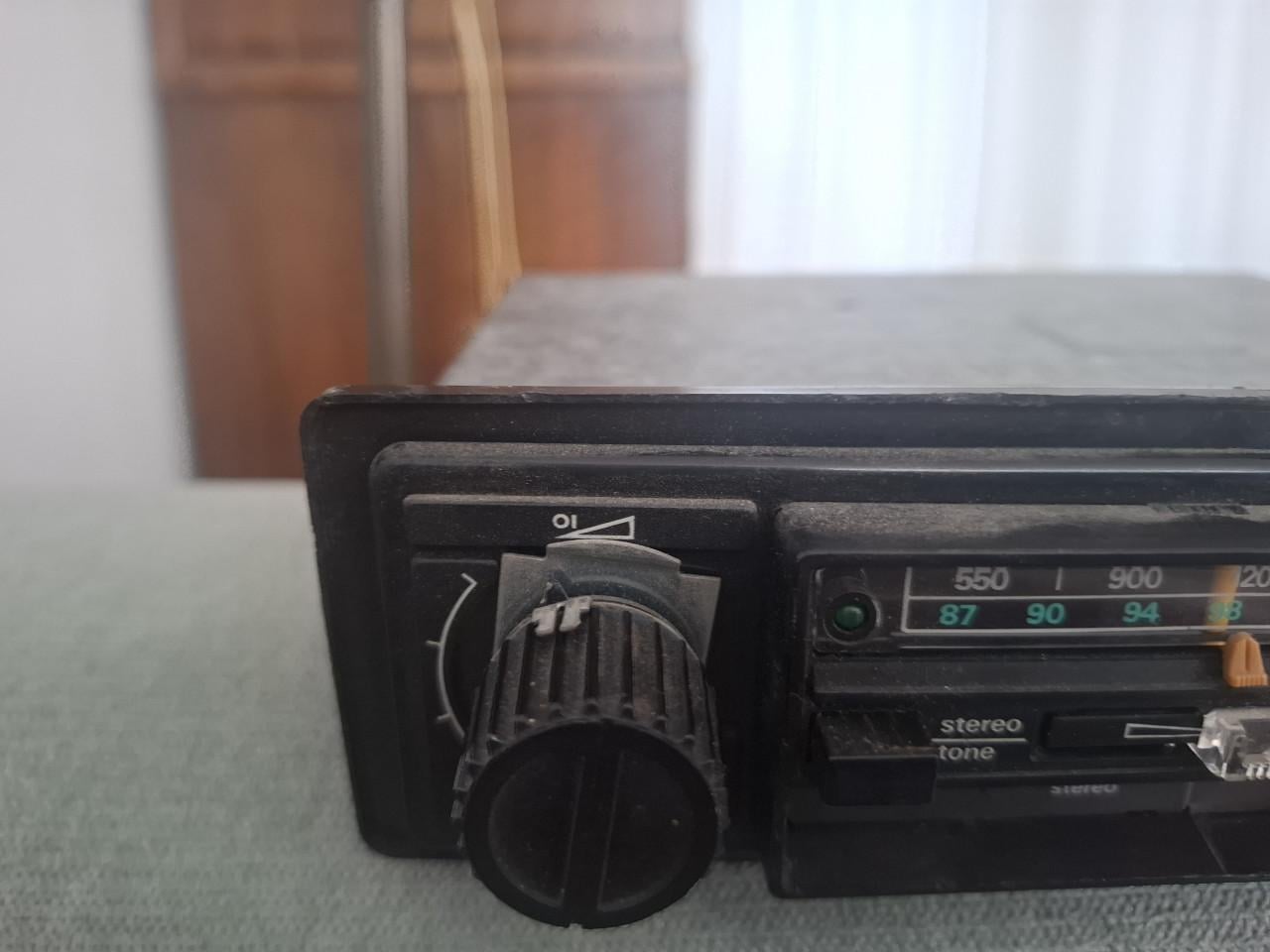 Klassieke Philips werkende autoradio