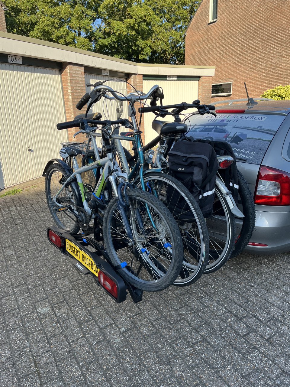 Fietsendrager voor 4 fietsen te huur