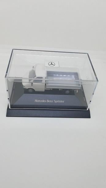 10 Mercedes Schaalmodellen 1:87 in Mercedes O.V.P.