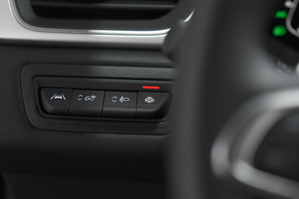 Renault Captur mild hybrid 140 edc techno | pack winter | camera | navigati