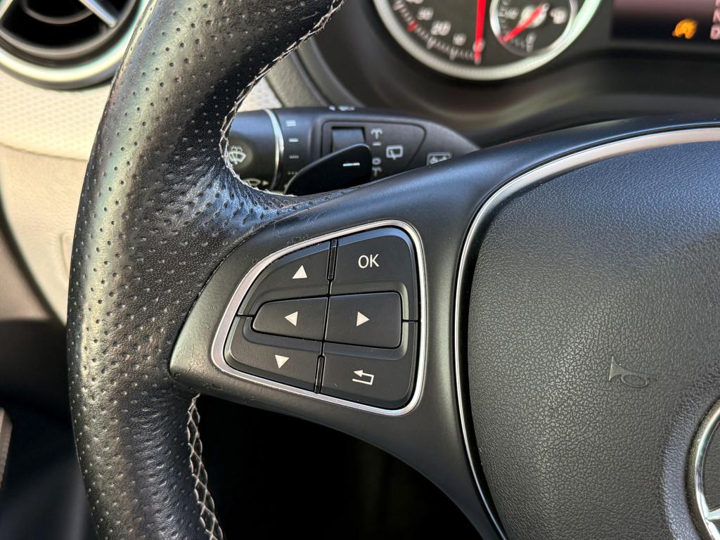 Mercedes-Benz B-Klasse b180 | navi | half leder | stoelverwarming | trekhaa