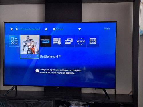 PS4 + Samsung TV als nieuw