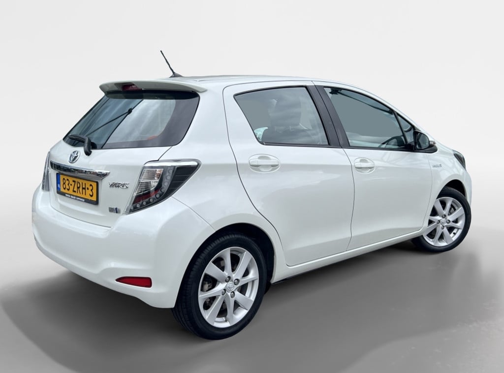 Toyota Yaris 1.5 full hybrid dyn.