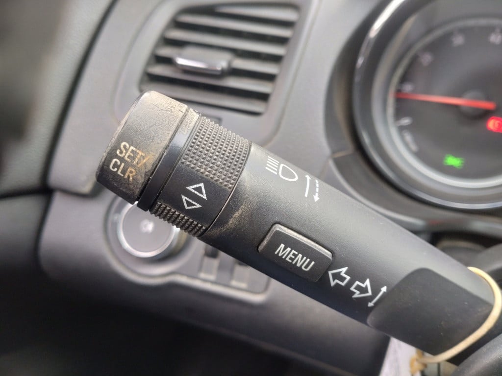 Opel Insignia 1.8 edition