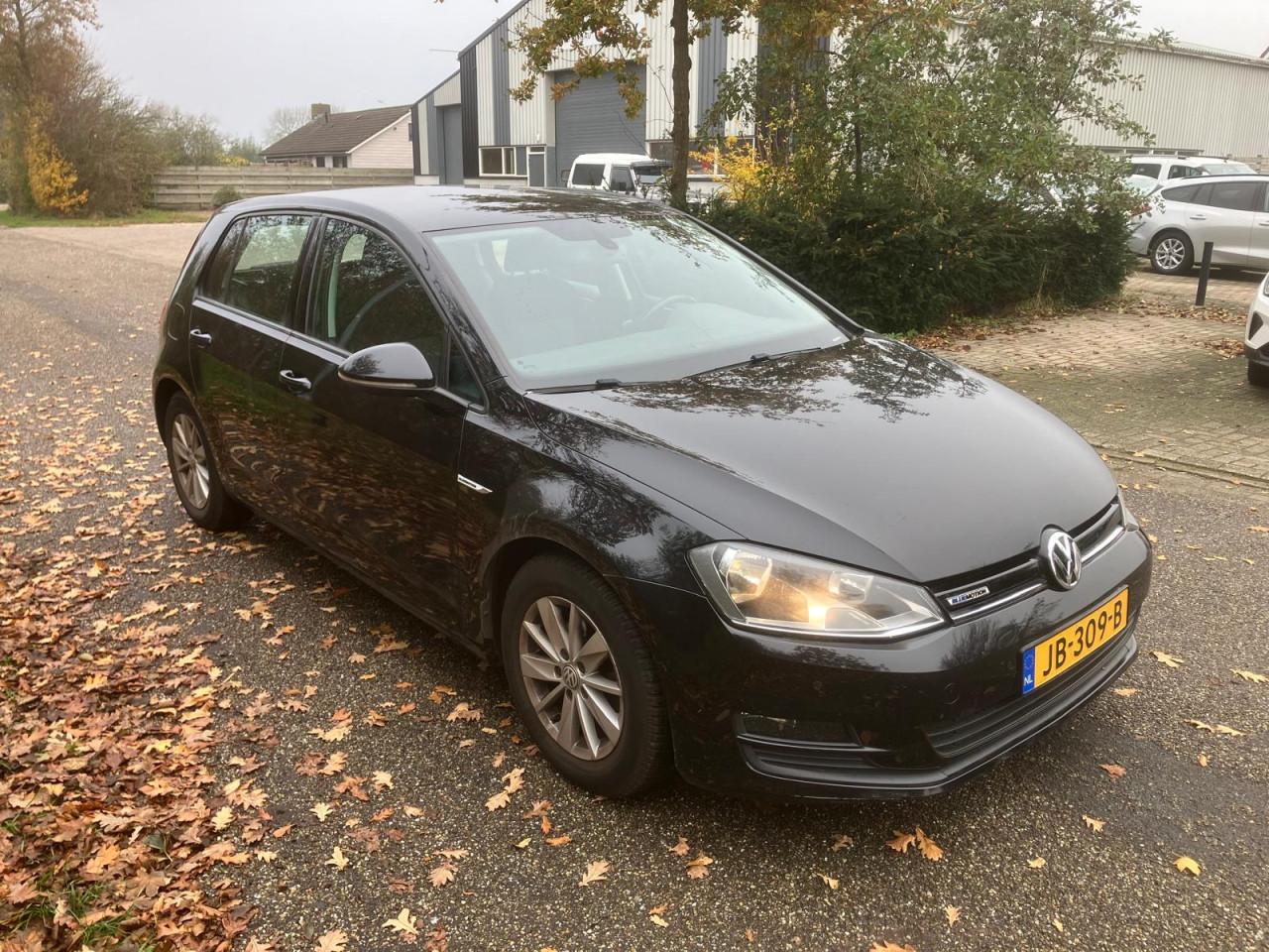 Volkswagen Golf 1.0Tsi