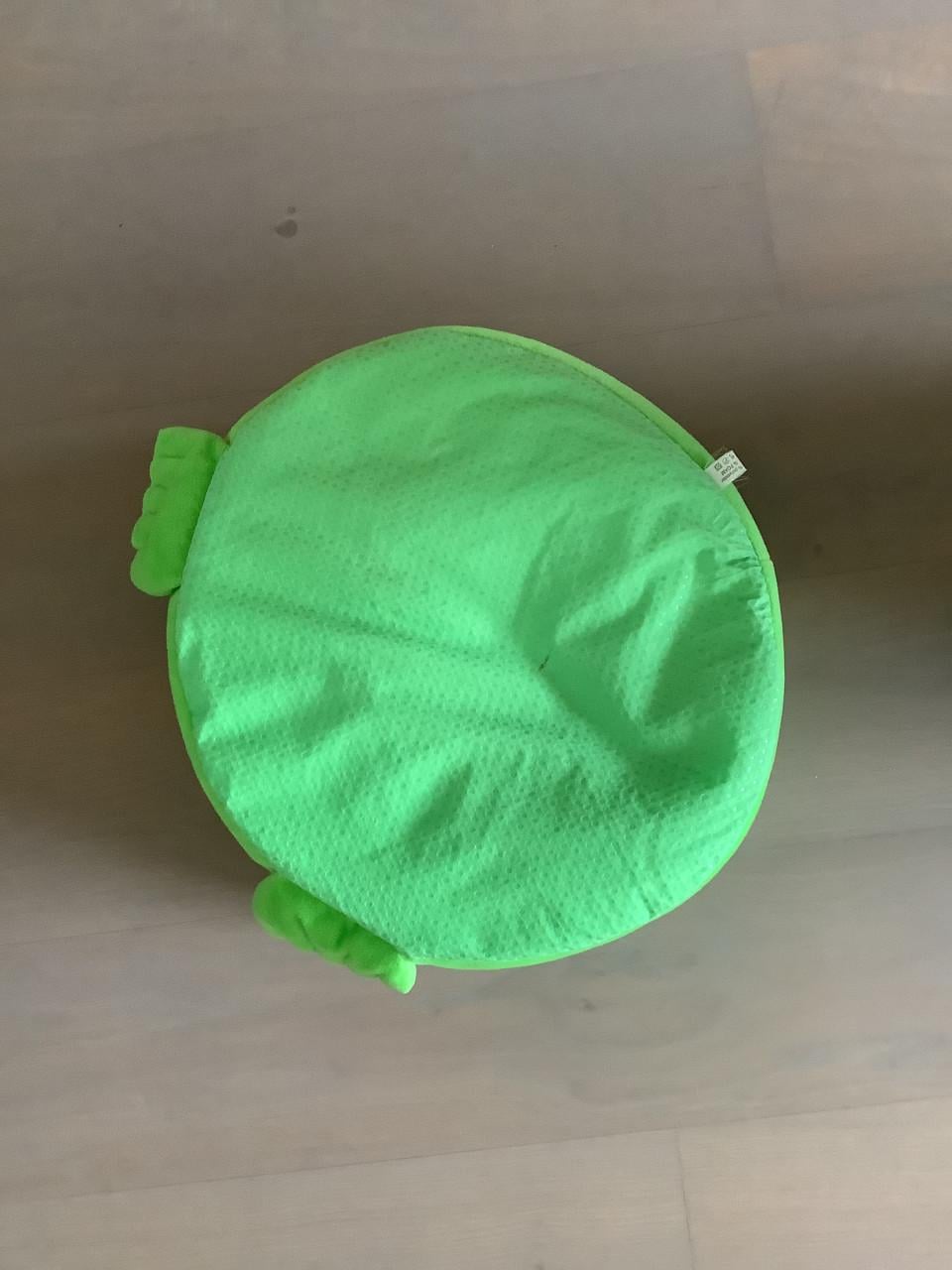 Kikker kussen / zitzak afmeting 25 cm hoog 35cm doorsnee