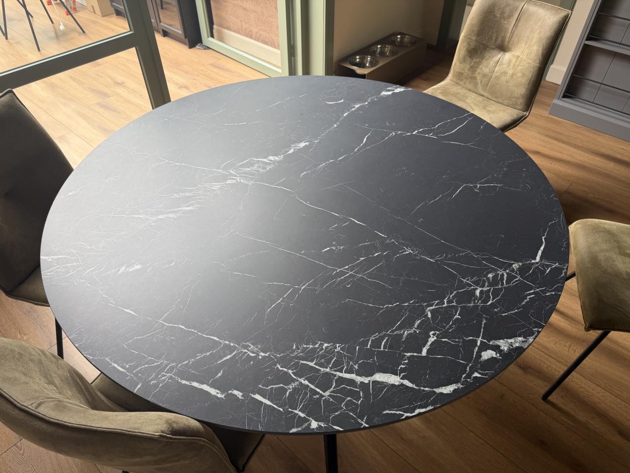 Prachtige Table du Sud ronde eettafel