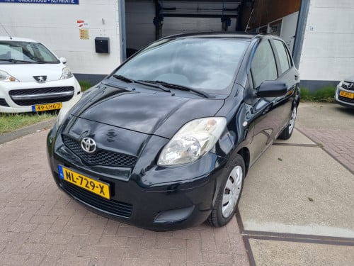 Toyota Yaris 1.0 VVTi Acces