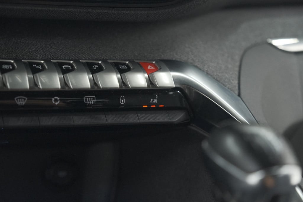 Peugeot 3008 puretech 130 allure pack business | camera | elektrische koffe