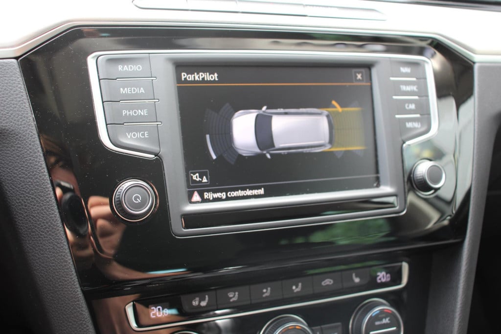 Volkswagen Passat variant 1.4 tsi act highline - dsg - leder - stoel verw -
