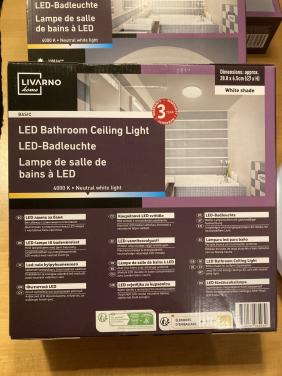4 Led plafondlampen, geschikt voor badkamer