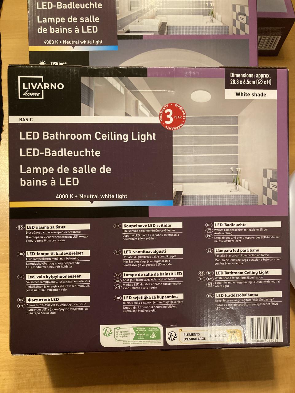 4 Led plafondlampen, geschikt voor badkamer