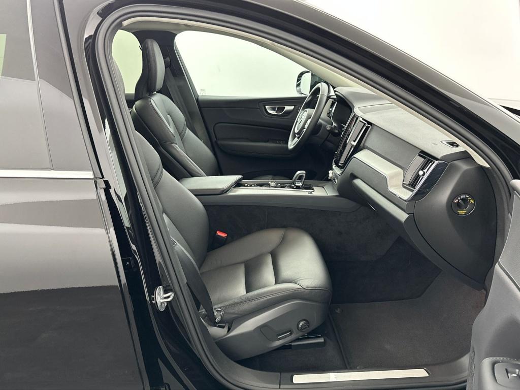 Volvo XC60 t6 398pk recharge ultra bright| trekhaak| pano| adap.cruise| cam