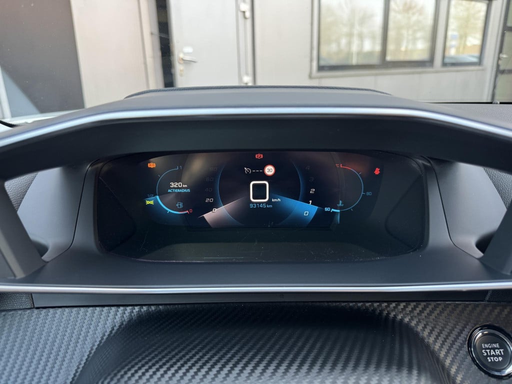 Peugeot 2008 1.2 puretech allure pack connect | trekhaak afneembaar| naviga