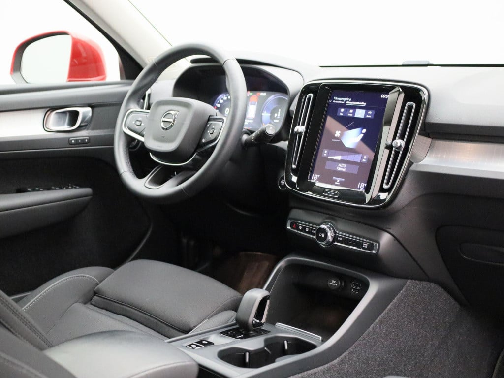 Volvo XC40 1.5 t5 recharge inscription expression | navigatie | camera | cl