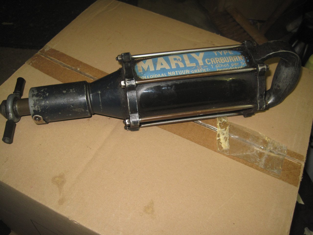 Grafietpomp Marly ca. 1930