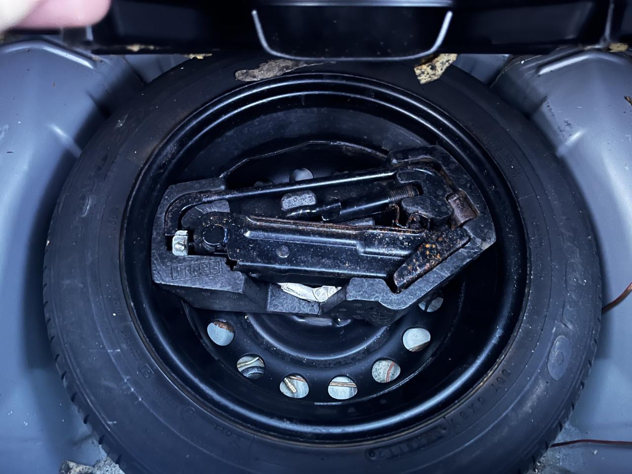 Toyota Aygo 1.0 VVT-i | 3-deurs | Airco | Lage KM |