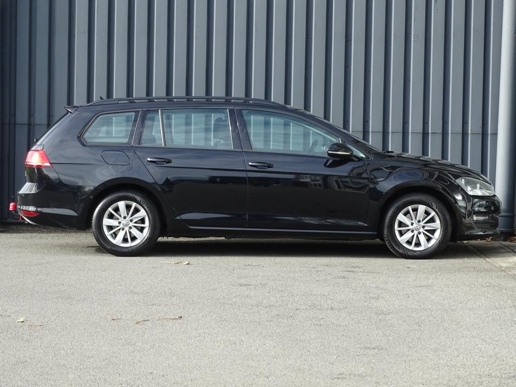 Volkswagen Golf 1.6 tdi highline adapt cruise | navi | bluetooth