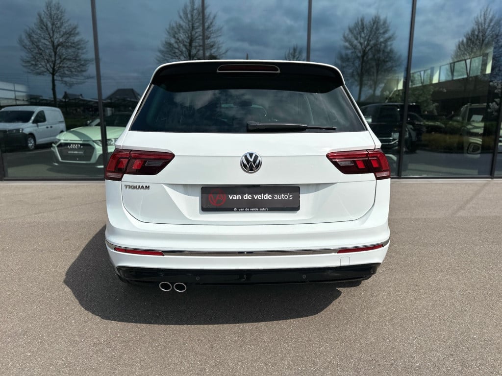 Volkswagen Tiguan 1.5 tsi act 150pk r-line | virtual cockpit | camera | erg
