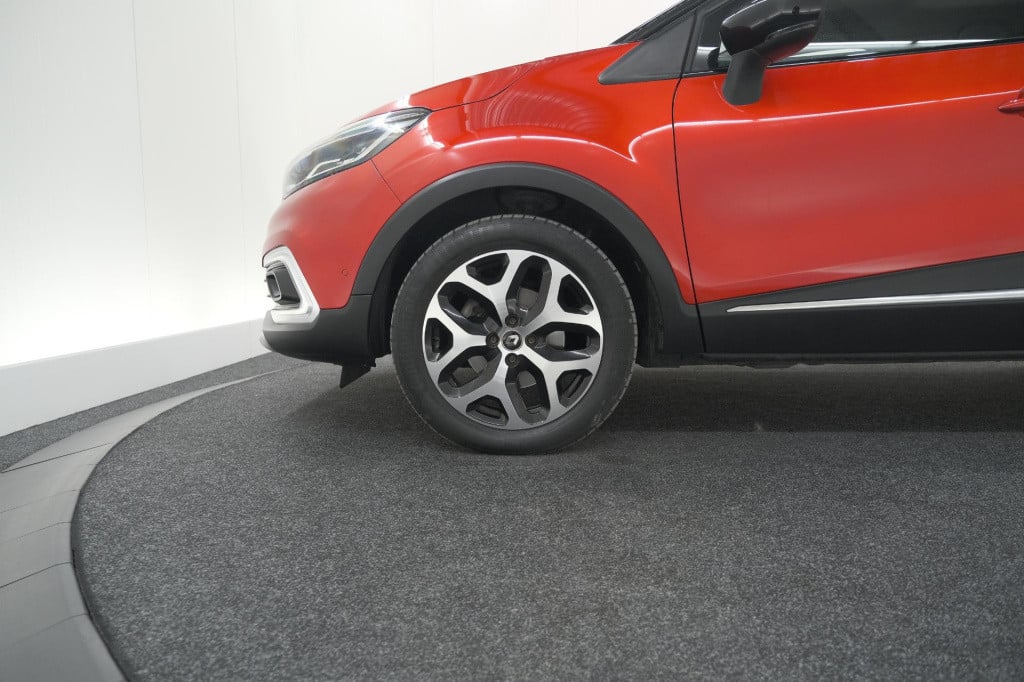 Renault Captur tce 150 edc intens | trekhaak | camera | dodehoekdetectie | 