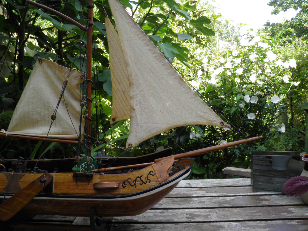 Houten vissersboot, zeer mooi 90 bij 65 cm