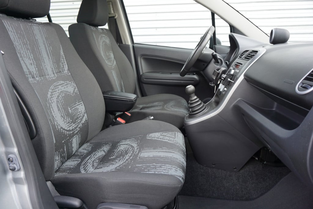 Opel Agila 1.0 edition airco / elektr. ramen / lm velgen / nap