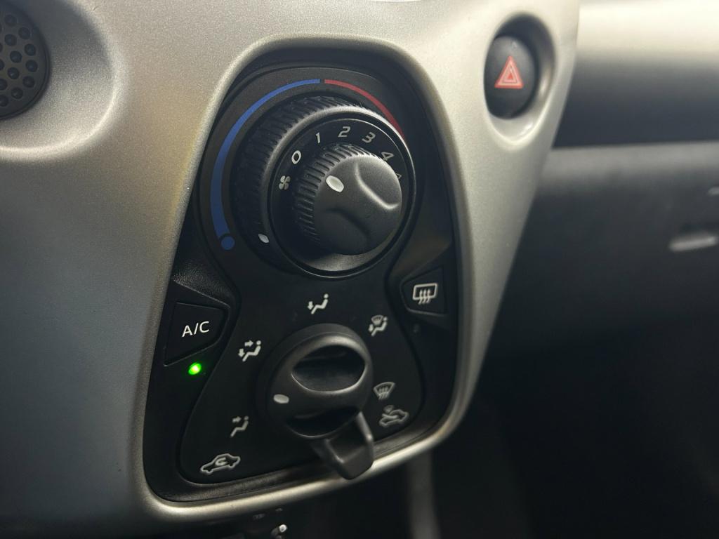 Peugeot 108 occasion 1.0 vti active | grijs | tweedehands peugeot 108 | aut