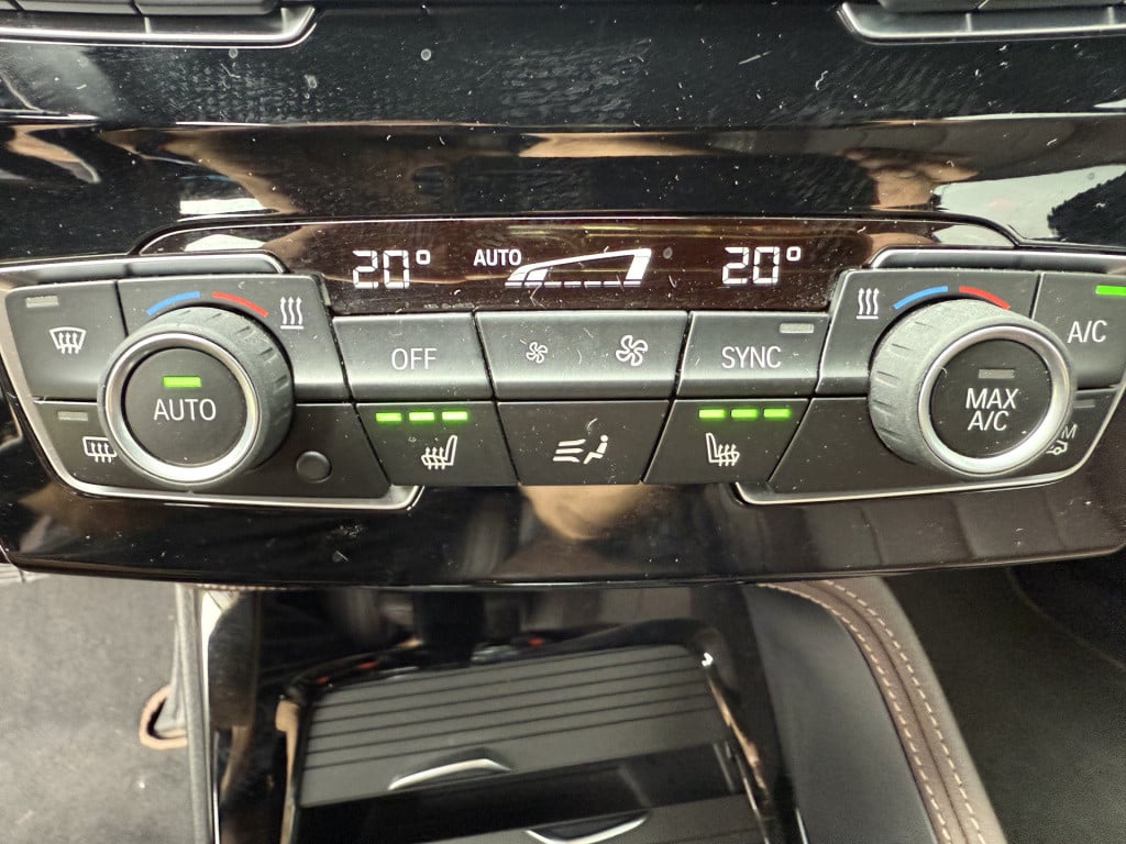 BMW X1 x-drive20i automaat high executive