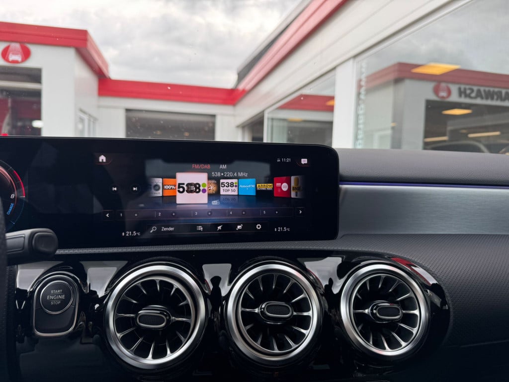 Mercedes-Benz A-Klasse 250 e business solution amg limited
