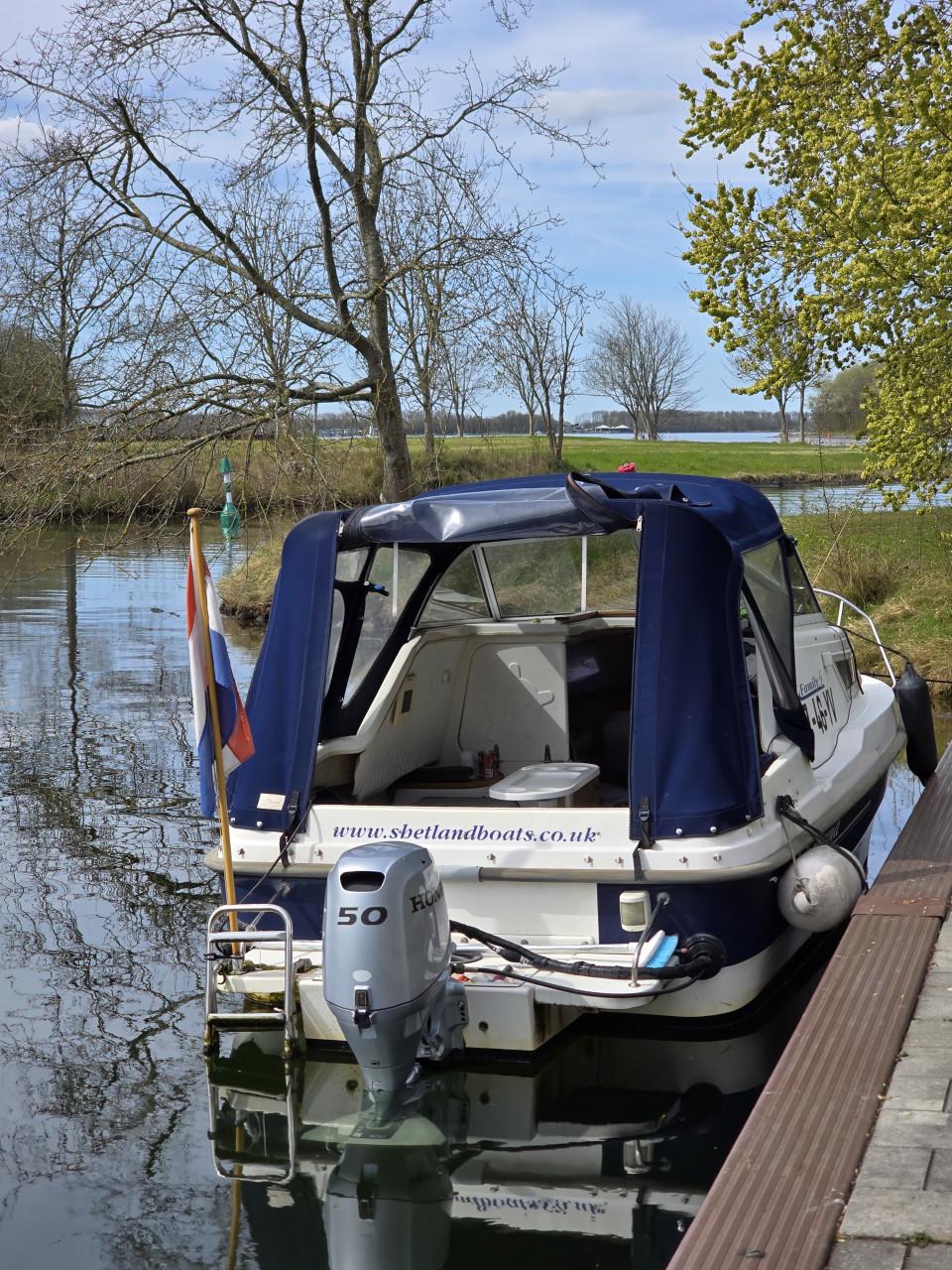 Moterboot