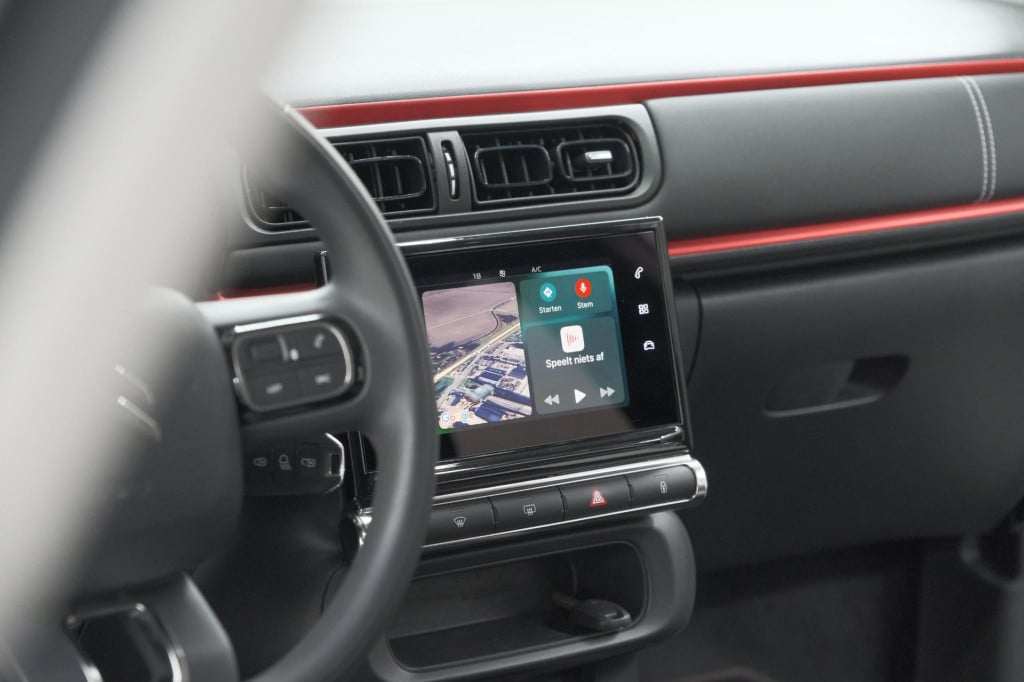 Citroen C3 puretech 82 c-series | parkeersensoren | navigatie | climate con