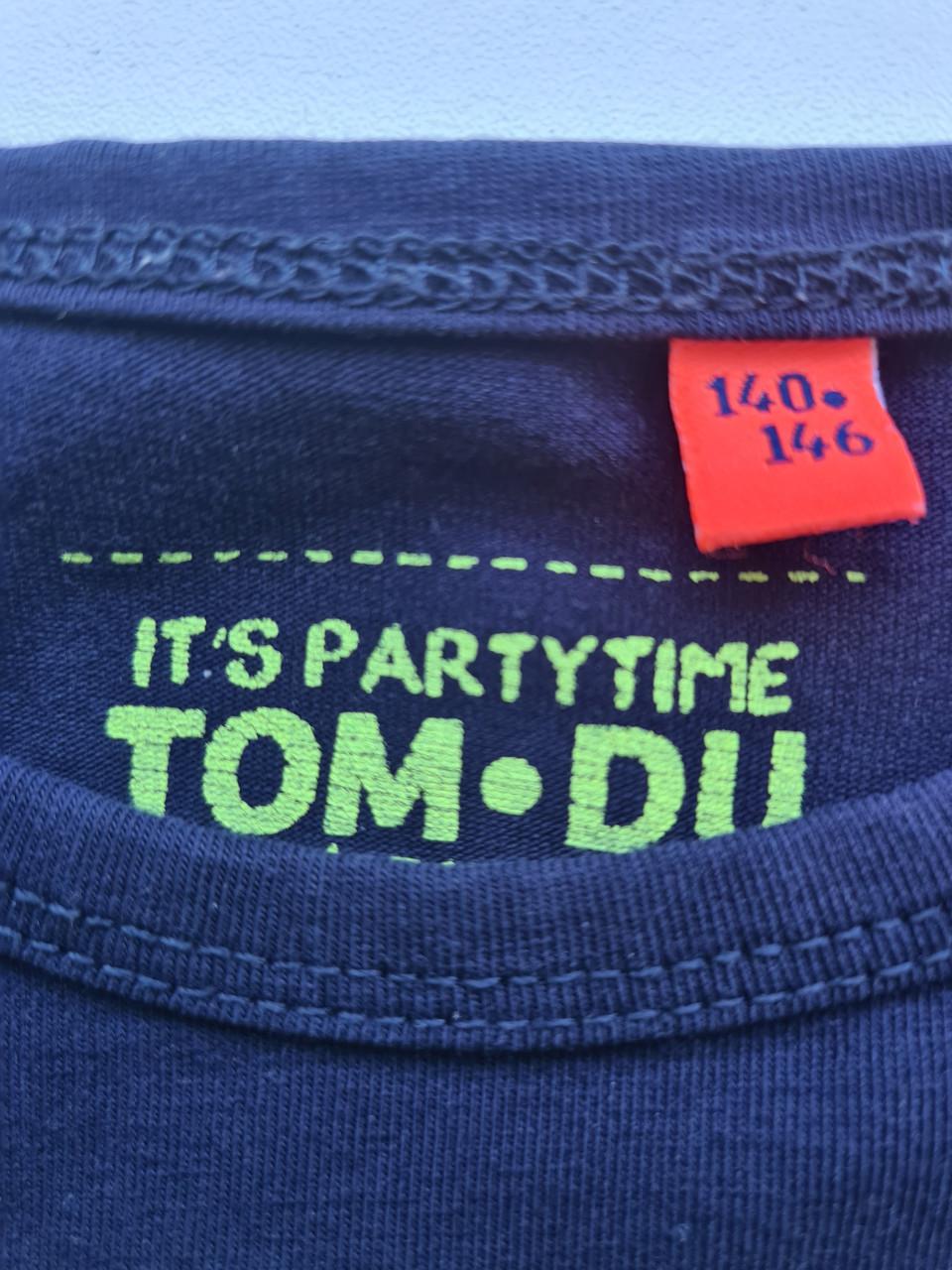Tom-Du Longsleeve Maat 140-146 "All you need is love"