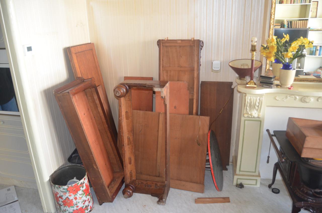 Mahoniehouten kabinet 19e eeuw. Igst.