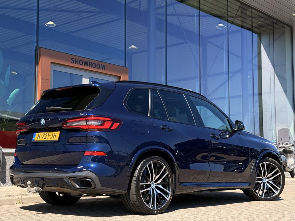 BMW X5 xdrive45e m-sport individual | b&o | sky lounge | luchtvering | mass