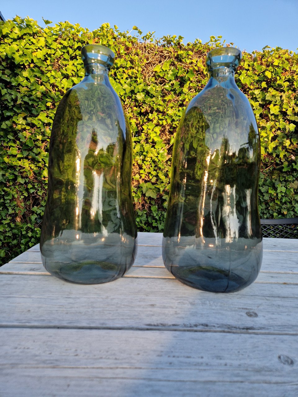 Mooie blauw glazen vazen