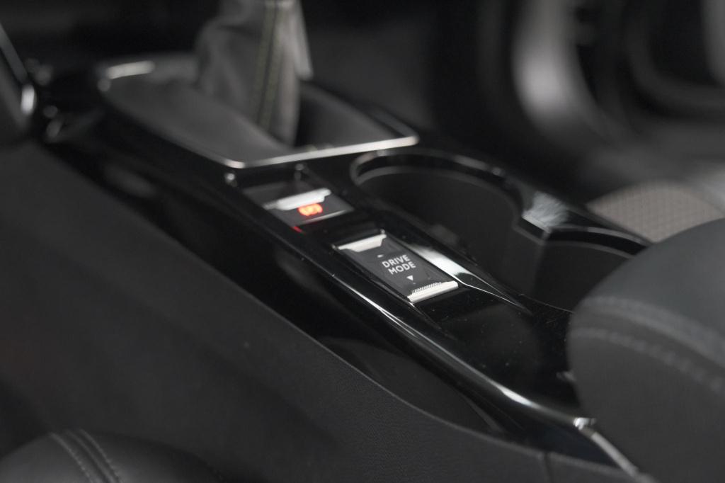Peugeot 2008 puretech 130 gt-line | camera | adaptieve cruise control | all